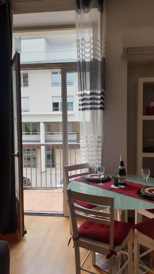 Hibiscus Apartment 안시 외부 사진